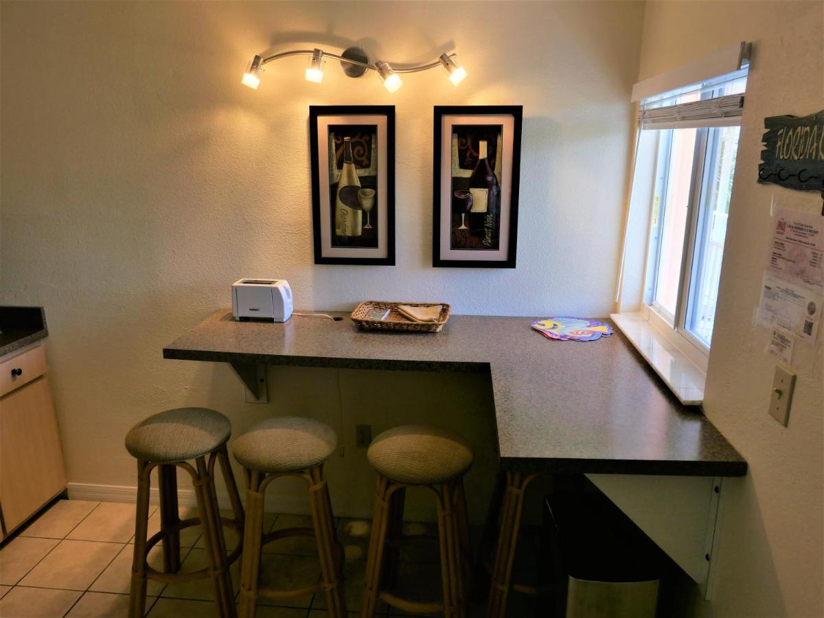 Cozy Beach Getaway Apartment Cape Canaveral Luaran gambar